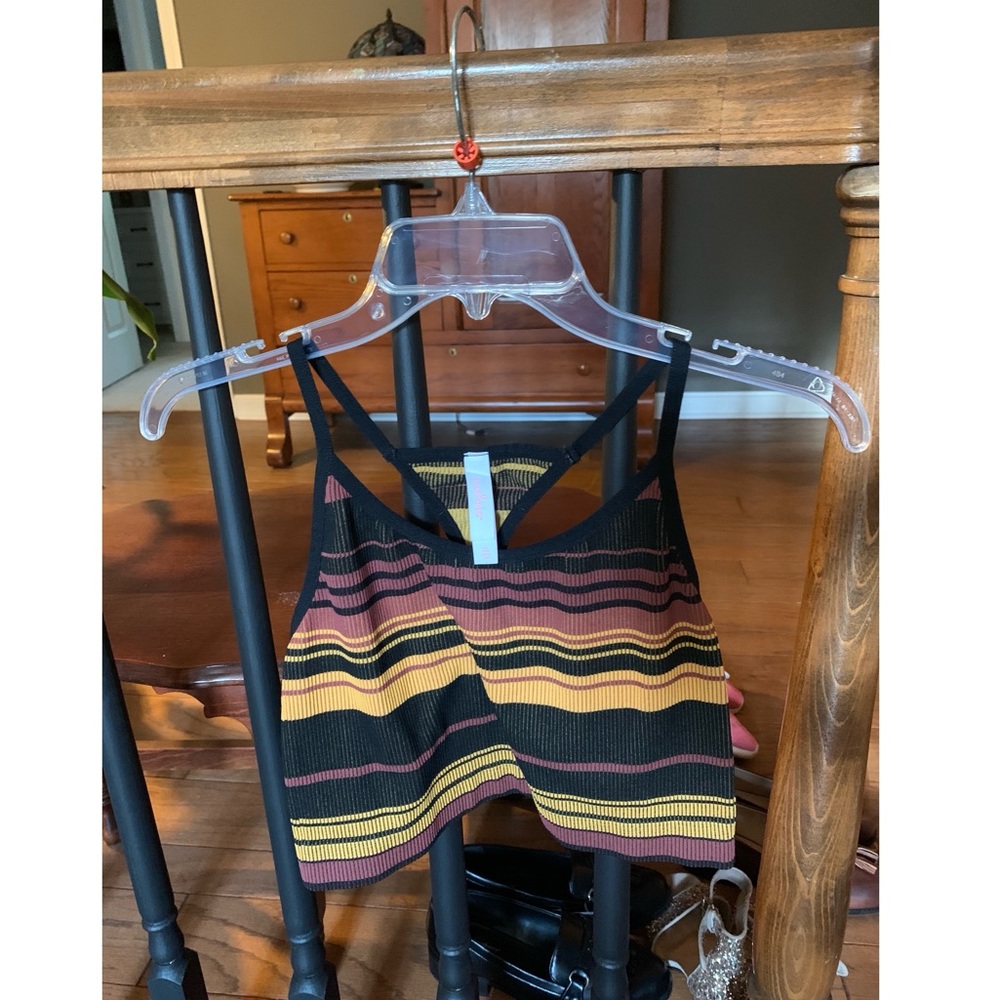 Colsie crop top
